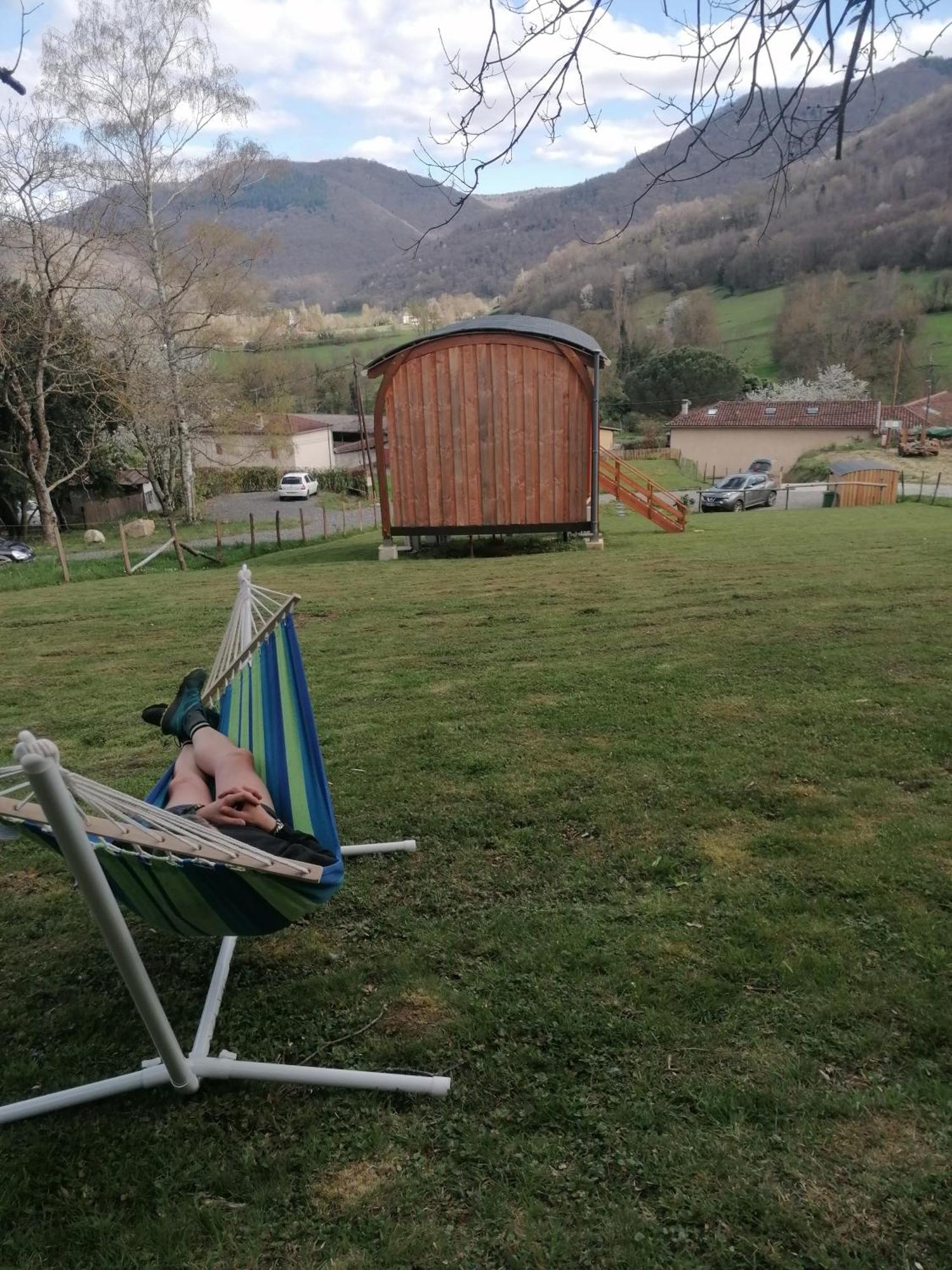 Gite Cabane Insolite Pyrenees Sauveterre-de-Comminges Exteriör bild