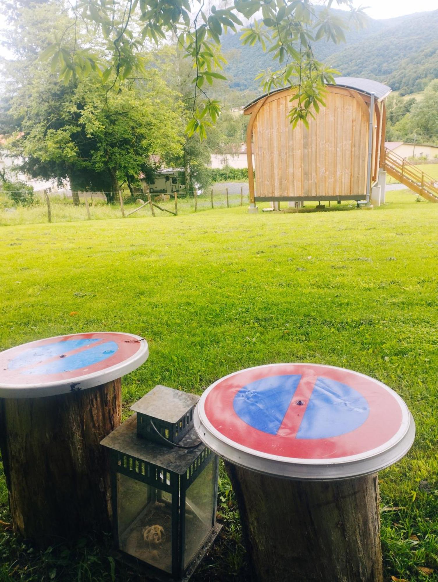 Gite Cabane Insolite Pyrenees Sauveterre-de-Comminges Exteriör bild